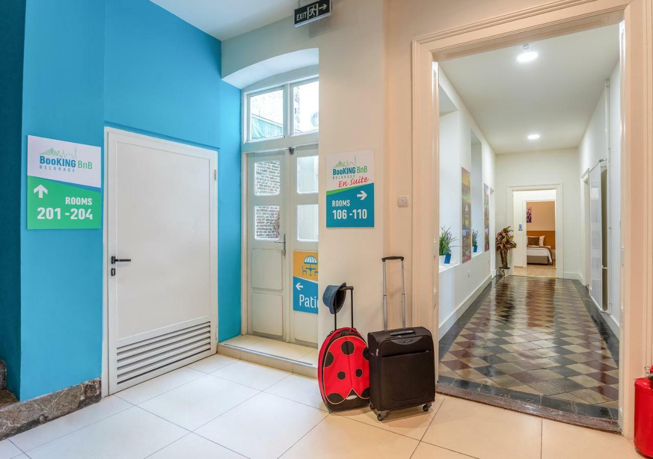 Booking En Suite Beograd Eksteriør billede